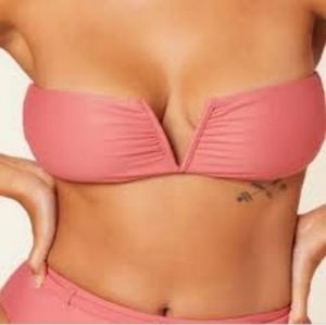 *NWT* Andie The Scala Top